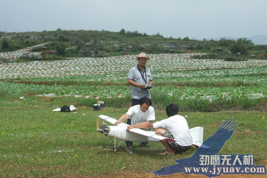 大(dà)白2载机+UP30飞控1.jpg